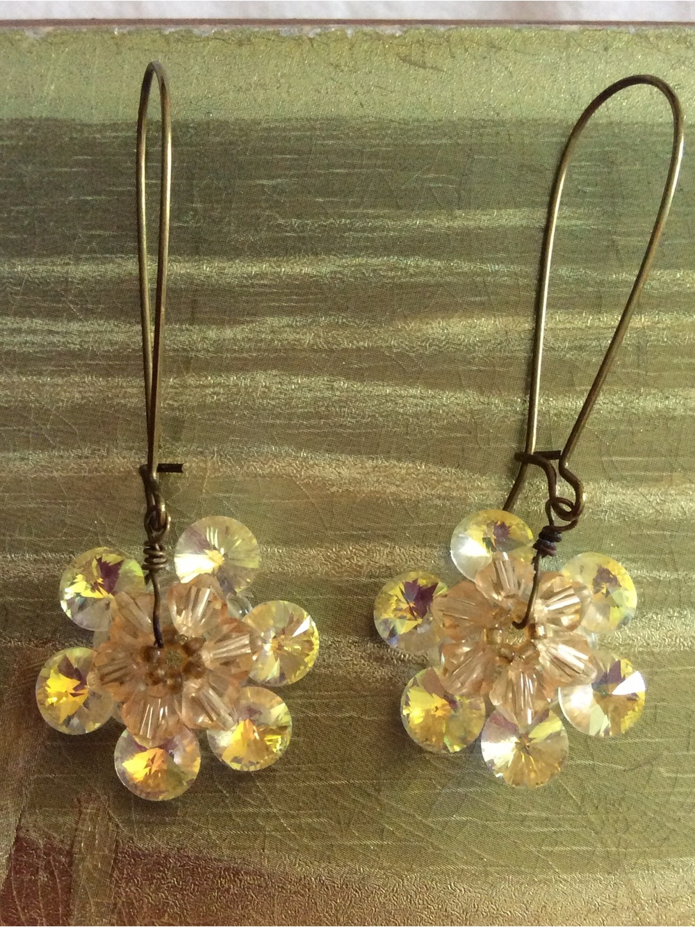 Anthropologie Iridescent Aurora Flower Drop Earrings-NWOT